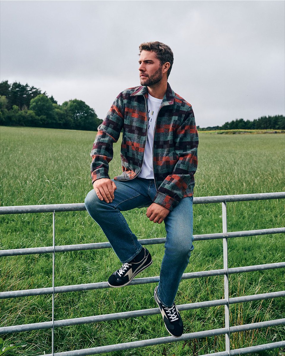 Step into the new season with Paul Smith. Discover warmer layers, premium footwear, and every day favourites here: mainlinem.co.uk/4nopftN