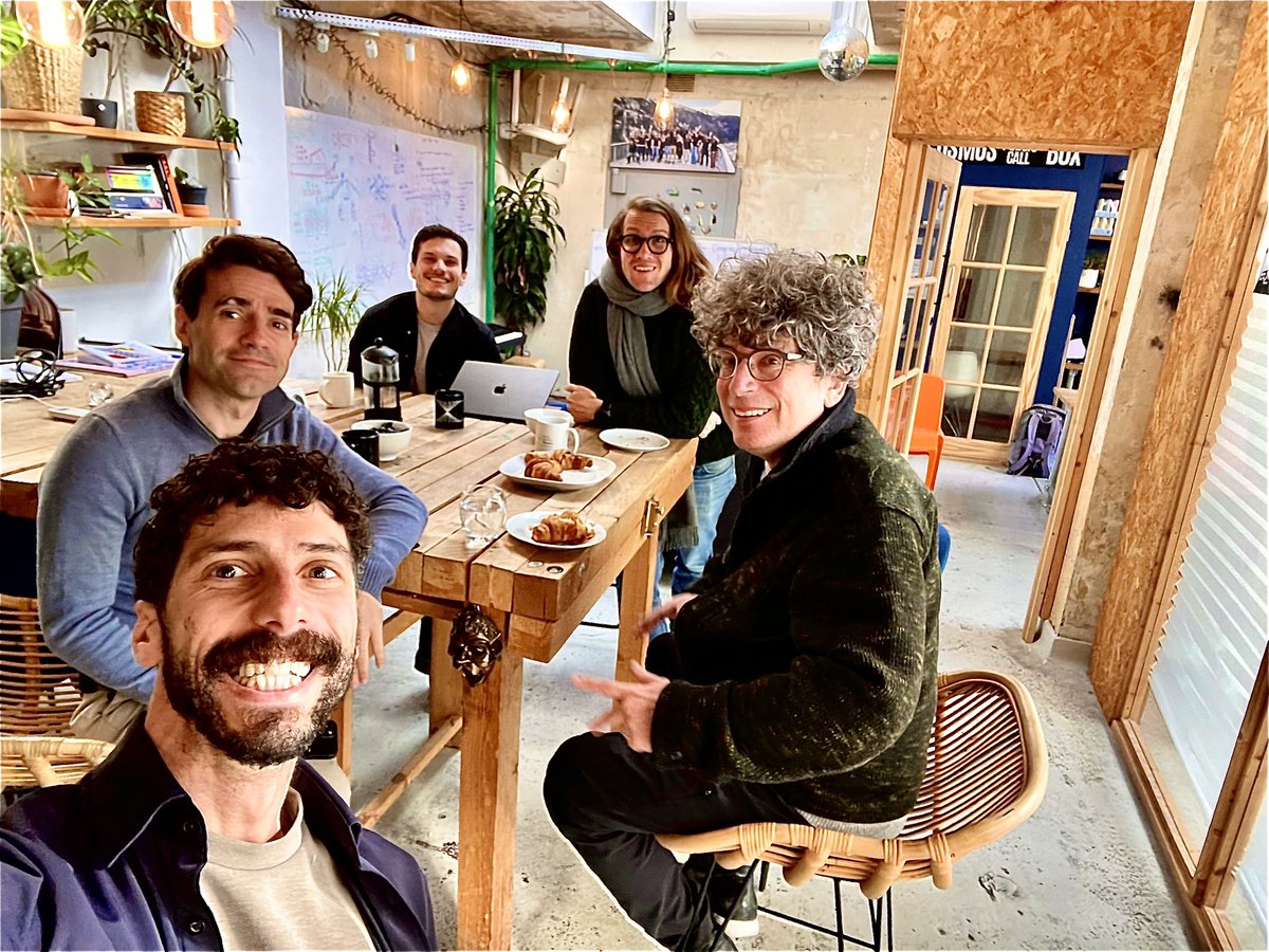 macrozack's tweet image. The one &amp;amp; only @jaltucher, all alpha, all morning @MacrocosmosAI 💯 Such a pleasure spending time with a writer whose work I’ve admired for almost a decade👏 @WSquires @Buntosaur @mccrinbc