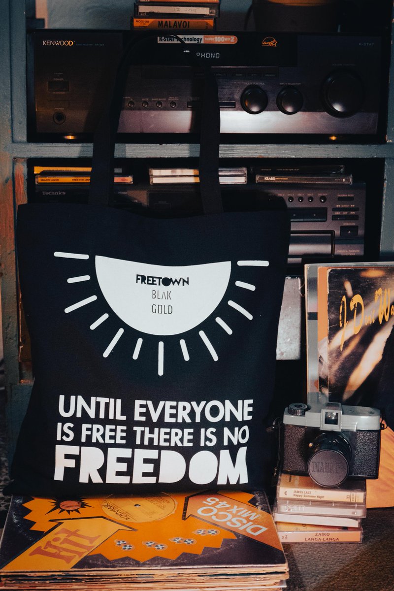 wearefreetown's tweet photo. 🚨 NEW MERCH DROP 🚨
Don’t sleep on this one fam 😤🔥
Limited stock, plenty vibes!
👉🏾 Hit the link in bio & rep #FreetownCollective before it’s gone!
#FreetownMerch #BeyondTheMachine #TriniVibes #CaribbeanMusic #FreetownFamily https://t.co/s8yZncG6Df