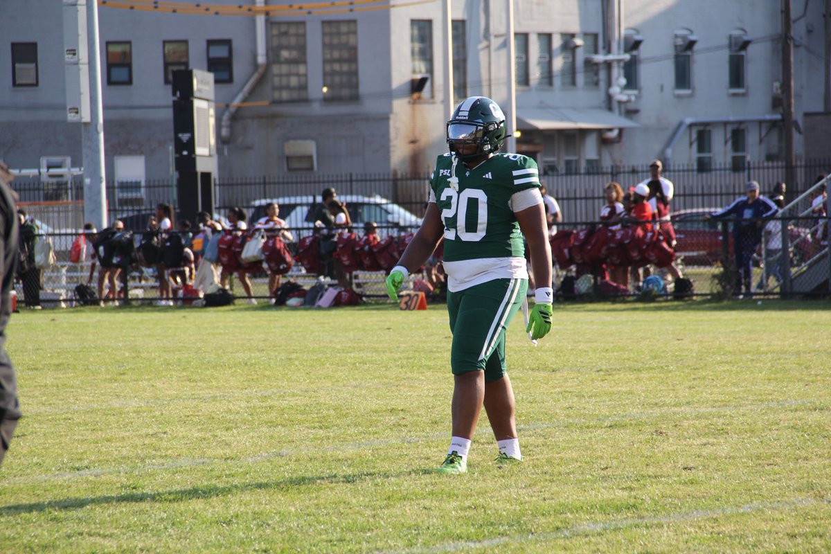 Freshman season week 1-4 highlights 
<a href="/Detroit_CTFB/">Cass Tech Football</a> <a href="/CoachDaws_/">Daws 🥇</a> <a href="/coach_rami_/">Coach Rami</a> <a href="/AllenTrieu/">Allen Trieu</a> <a href="/TheD_Zone/">The D Zone</a>

hudl.com/v/2Skb7x