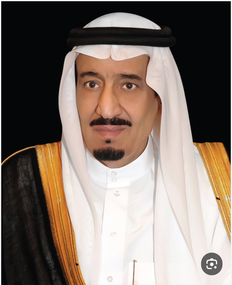 BinBishan's tweet photo. أتشرف أن أرفع أسمى آيات التهاني والتبريكات لمقام مولاي #خادم_الحرمين_الشريفين يحفظه الله ، ولسيدي #صاحب_السمو_الملكي_الامير_محمد_بن_سلمان_بن_عبدالعزيز #ولي_العهد_رئيس_مجلس_الوزراء يحفظه الله ، وللشعب السعودي الكريم بمناسبة #اليوم_الوطني_السعودي_95 سائلاً المولى عز وجل أن يديم علينا نعمة الأمن والأمان و مزيداً من النمو والازدهار .
#عزنا_بطبعنا