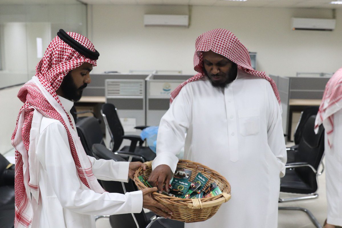 deradawa1's tweet image. مشاركة موظفي جمعية الدعوة والإرشاد بغرب الديرة في اليوم الوطني 95 لعام 2025م. 🇸🇦🇸🇦#المركز_الوطني_لتنمية_القطاع_غير_الربحي 
#الجمعيات