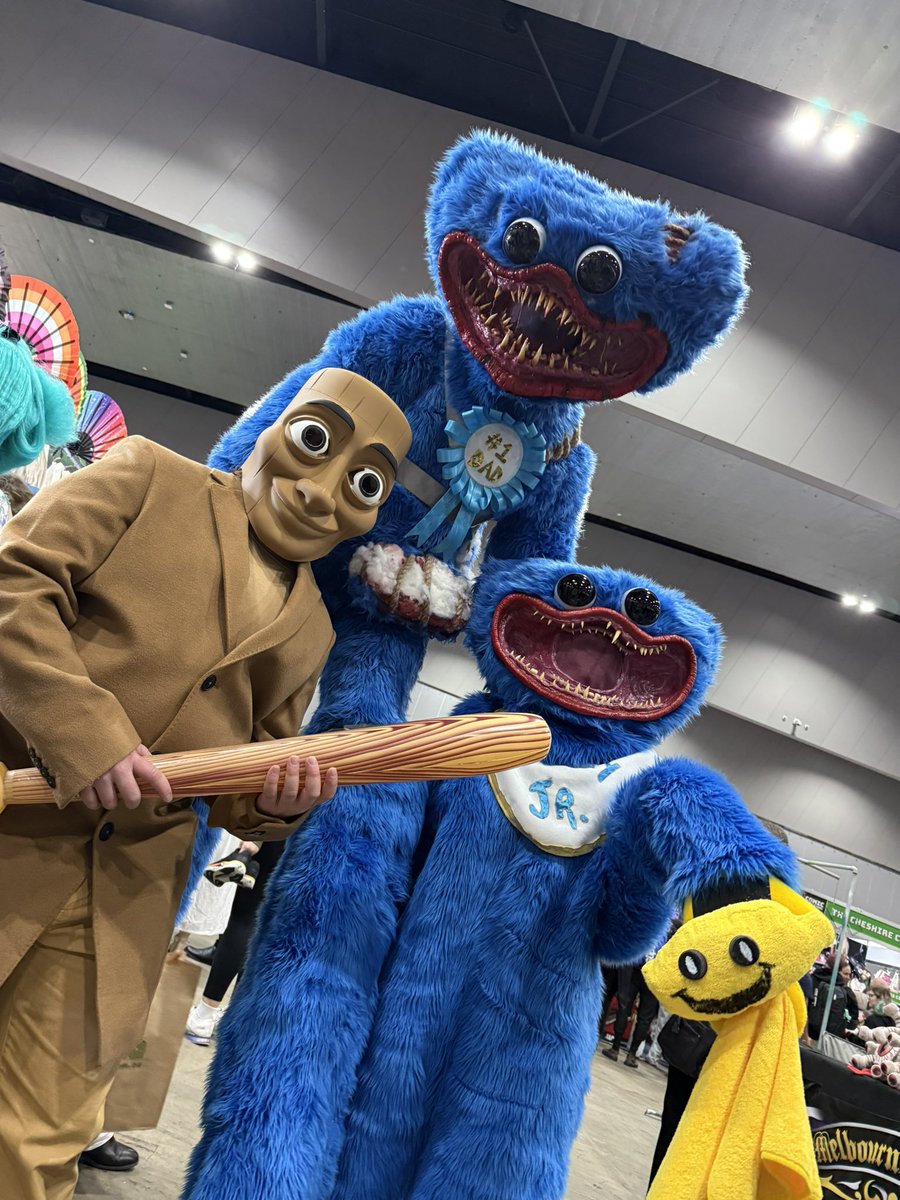 Cooked Cosplays tweet media