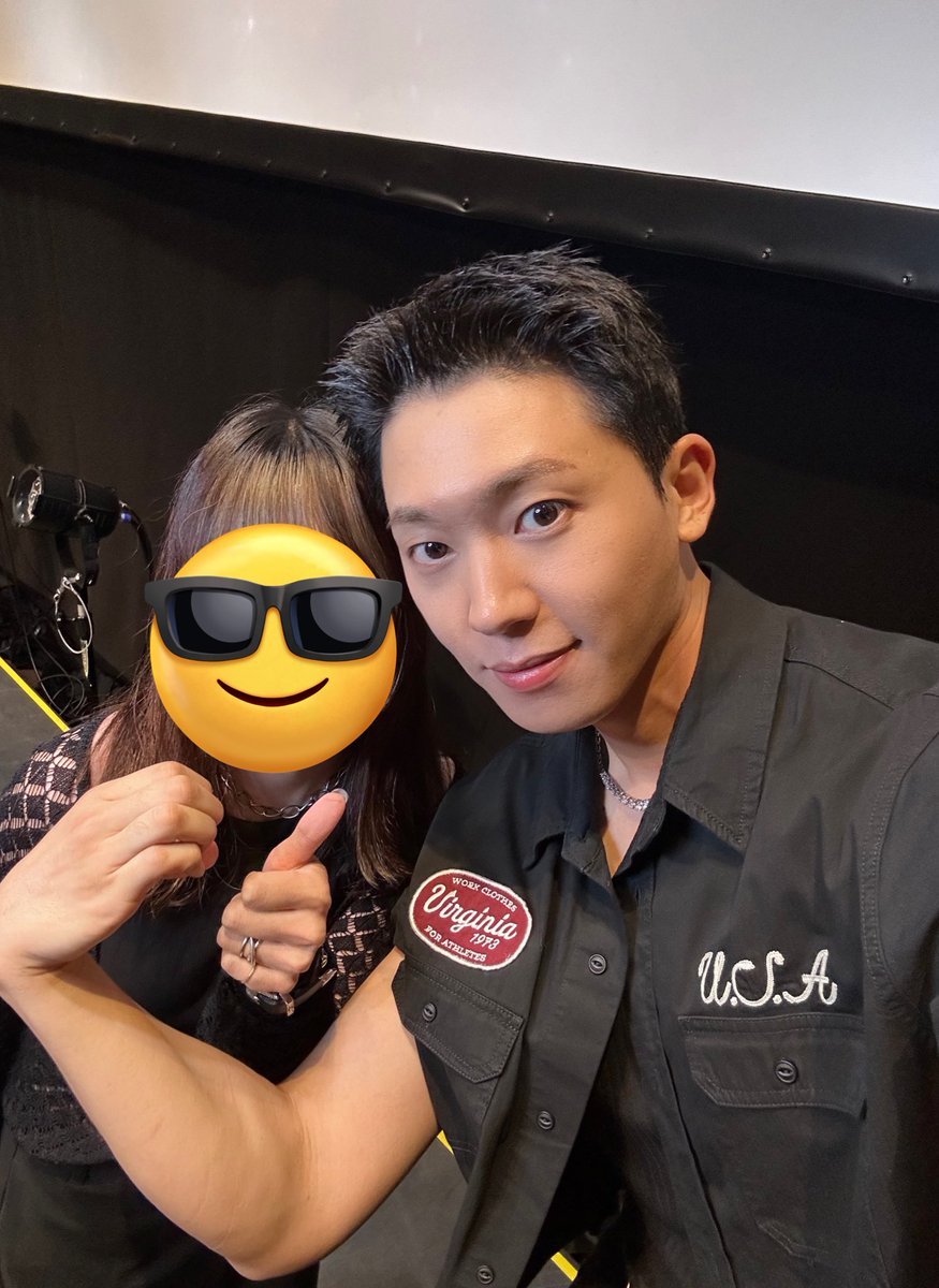 ハートグッドで私が👍チャンジョに🫶してもらうって決めていったら手逆で、頭おかしすぎてチャンジョに👍してもらうって頭にならず謎ポーズで終わった🤣けど筋肉がムキっ💪で最終良かった、、、好きがとまらねえ