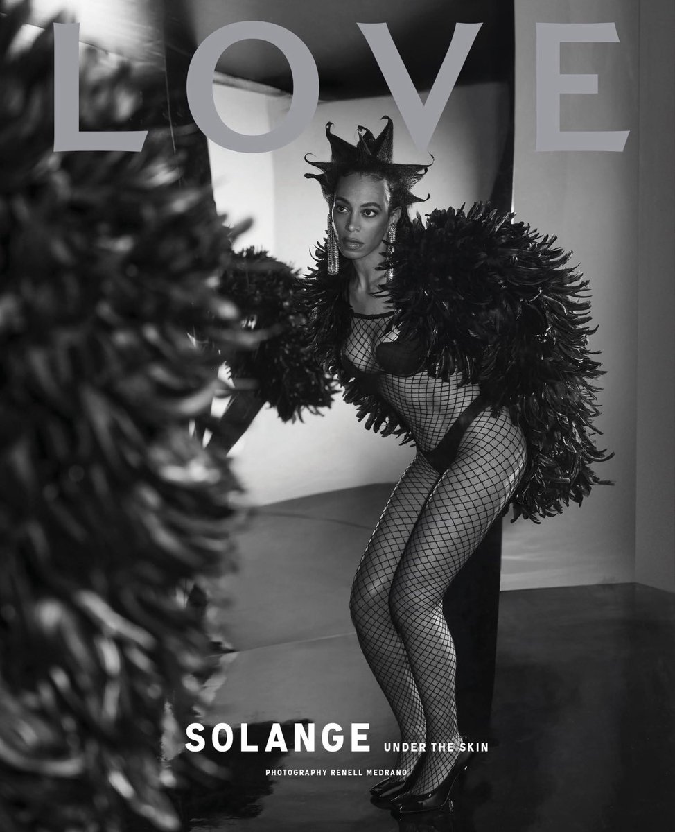 Solange for Love magazine 🖤

Photographed by Renell Medrano