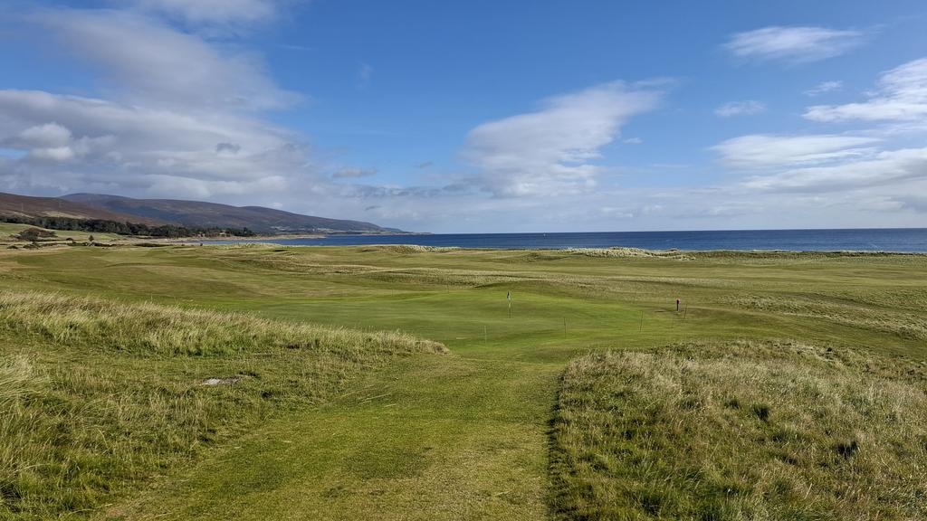Mixed bag on the weather front <a href="/BroraGolfClub/">Brora Golf Club</a> this morning but nothing too bad. Always a pleasure to play such a natural links...