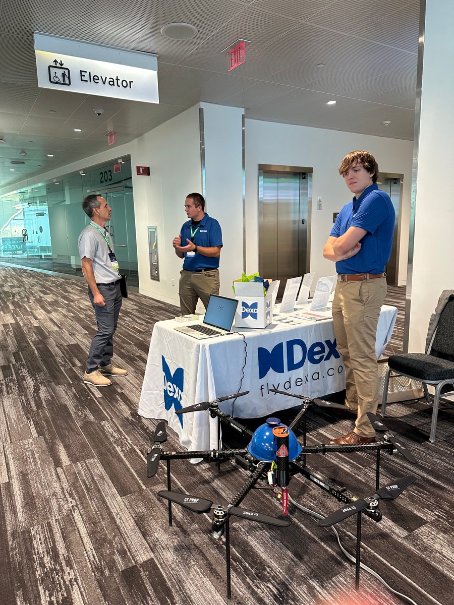 fly_dexa's tweet image. Our team enjoyed Ohio VC Fest where they were able to show off our drones and the types of items we can deliver, while sharing our vision for drone delivery.
