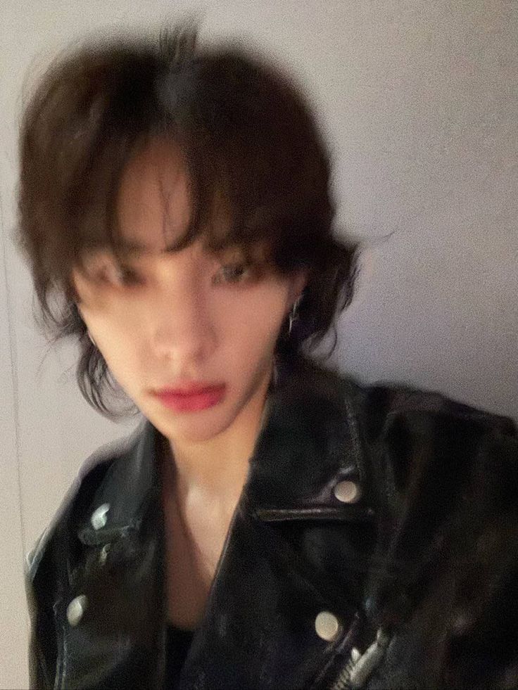 https_alxhwang's tweet image. Pov: você por algum motivo se apaixonou perdidamente por mim, e agora essa é a sua galeria