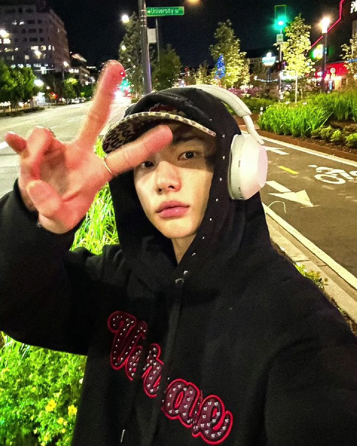 https_alxhwang's tweet image. Pov: você por algum motivo se apaixonou perdidamente por mim, e agora essa é a sua galeria