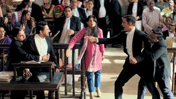 sidwale's tweet photo. 50Cr+ and you can feel the buzz everywhere 🔥 People cheering, laughing, even tearing up at the serious bits. #AkshayKumar + Arshad’s chemistry is gold 👏🏻 #JollyLLB3
https://t.co/HetQHHsovT