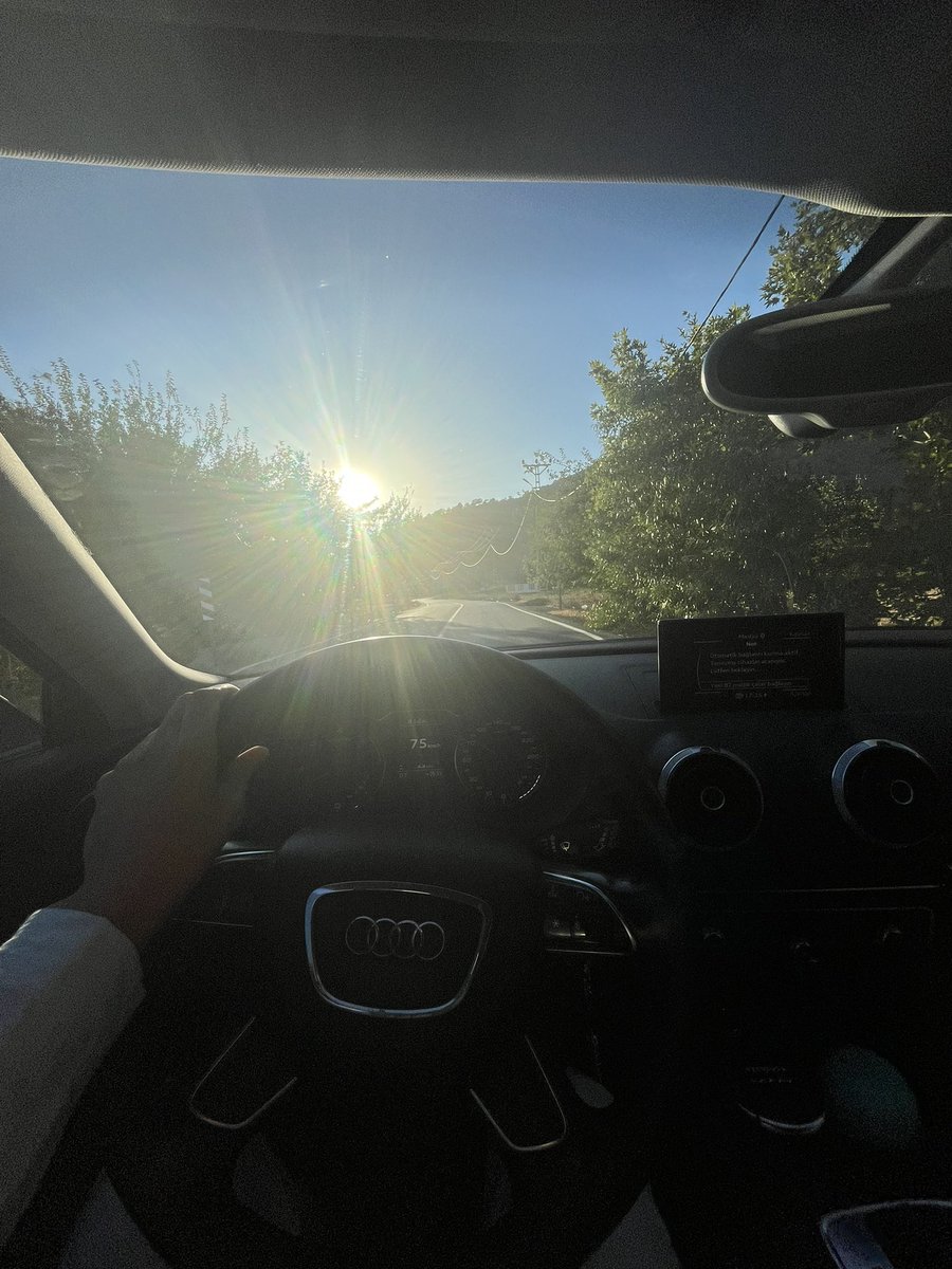 Okul çıkışı gün batımına denk gelirse