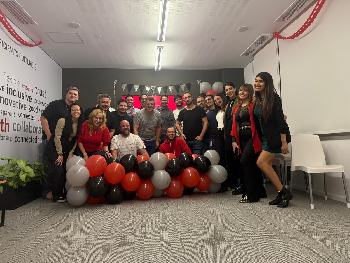 PerficientLATAM's tweet image. ¡Celebramos el Día del Programador en Perficient LATAM! 🎉 Equipos de Chile, Argentina y Uruguay disfrutaron desayunos, juegos y rifas. ¡Gracias a nuestros desarrolladores! 🙌 

#DíaDelProgramador #PerficientLATAM #ProudlyPerficient