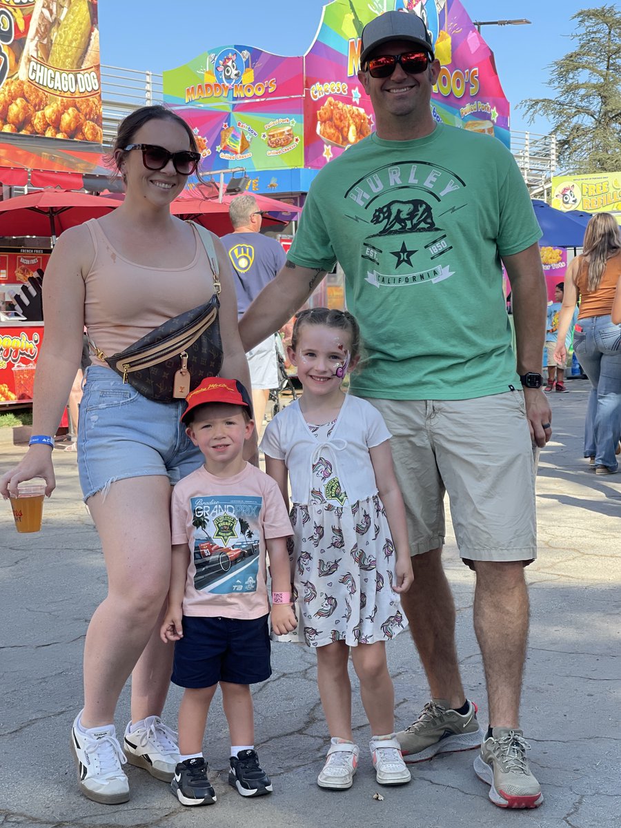 Merced_CA_Fair's tweet photo. 👨‍👩‍👧‍👦 Happy #NationalFamilyDay from the #MercedCountyFair! There’s no better place to make lasting memories with your loved ones. We can’t wait to create more memories at the #2026MCF, 6/10 – 6/14! 🎡💛 https://t.co/A71nG1CHr7