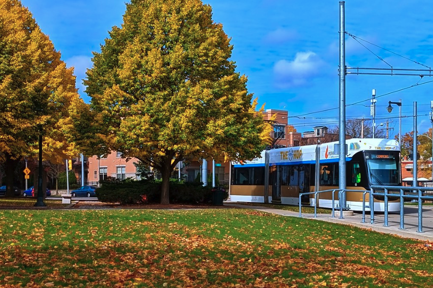 thehopmke's tweet photo. 🍂🚊 Fall is here! Join our Hop Into Fall photo contest:
📸 Snap fall shots w/ The Hop
🏷️ Tag #TheHopMKE + #HopIntoFall
✨ We’ll feature our favorites!
#HopIntoFall #MKE https://t.co/Ehnlm4wc05
