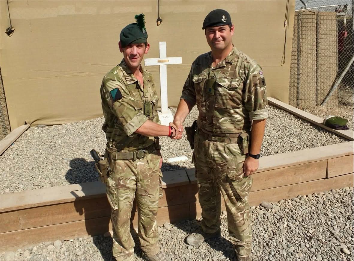 Cairnlodge1's tweet photo. "A Company" 1 R IRISH ☘️🇬🇧🦅 #RoyalIrishRegiment has handed over operational responsibility for #OpSHADER to 2 RIFLES, marking the conclusion of a successful tour.
"FAUGH-A-BALLGH" - "CLEAR-THE-WAY" https://t.co/iul2mjMRLn