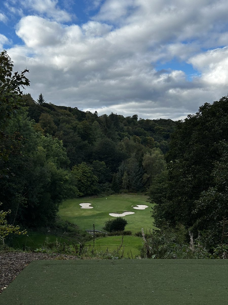 Enjoyed <a href="/MurrayfieldGC/">Murrayfield Golf Club</a> today. Some lovely scenic holes.