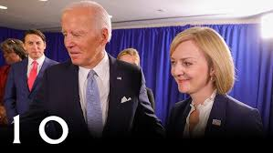 susanne_wolfer's tweet image. #NordStream2-Skandal - Sprengung  26.09.2022  
#KREML nennt #NAMEN – Schock für Europa ‼️⚠️

Anordnung #Biden - Ausführung #SpecialBoatService 
👉Elite Einheit der britischen🇬🇧 Streitkräfte 🧐😳
„Liz“ #Truss ‼️
Die Regierung Scholz #SPD wusste Bescheid. 

youtube.com/watch?v=xFjxP4…