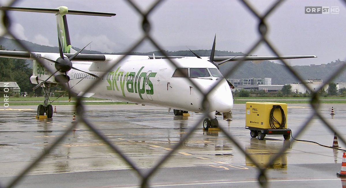 HofmannAviation's tweet image. #TVwork today with ORF Südtirol about Bolzano airport and SkyAlps operations.

#TVwork oggi con ORF Südtirol sull'aeroporto di Bolzano e sulle operazioni di SkyAlps.

#hofmannaviation #luftfahrtexperte @ORF