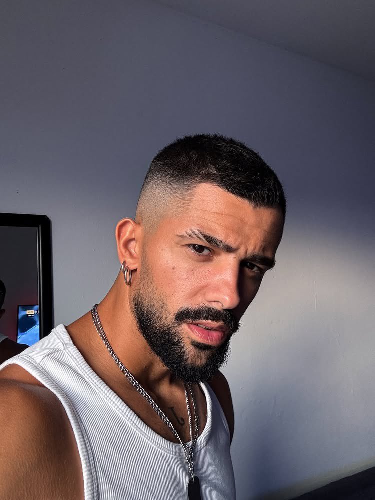 konradhawkins's tweet photo. #boyoftheday #gayfriendly #sexymen #gaymen #fashionmen https://t.co/sgeBW2LW6N