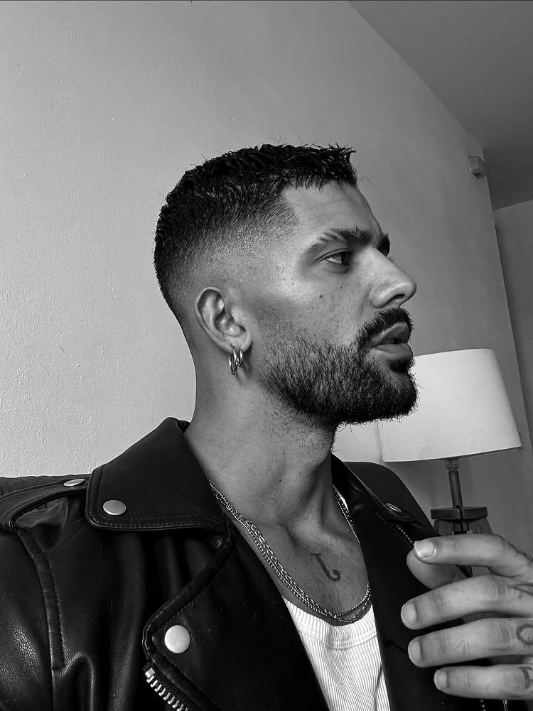 konradhawkins's tweet photo. #boyoftheday #gayfriendly #sexymen #gaymen #fashionmen https://t.co/sgeBW2LW6N