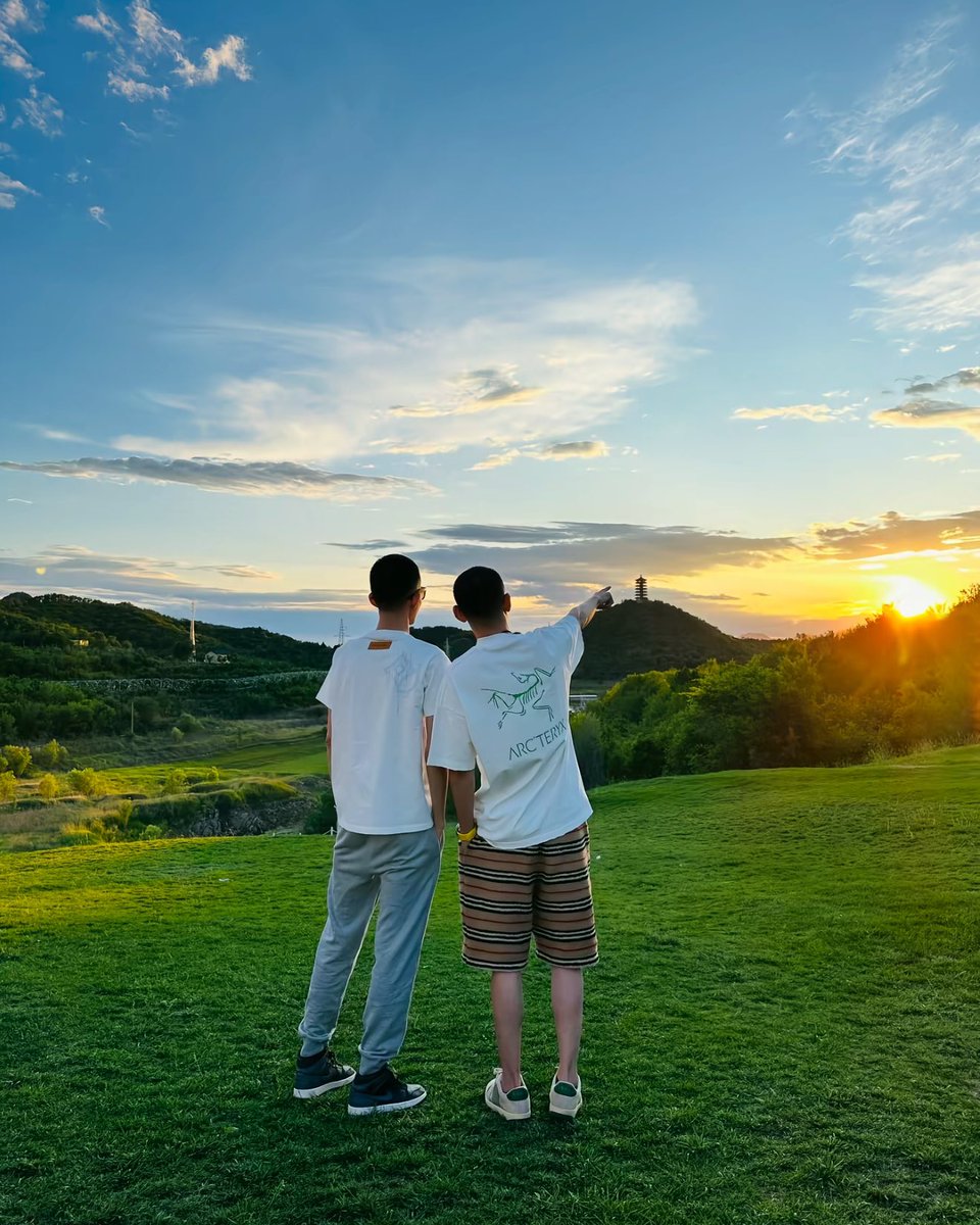 小青春 tweet media