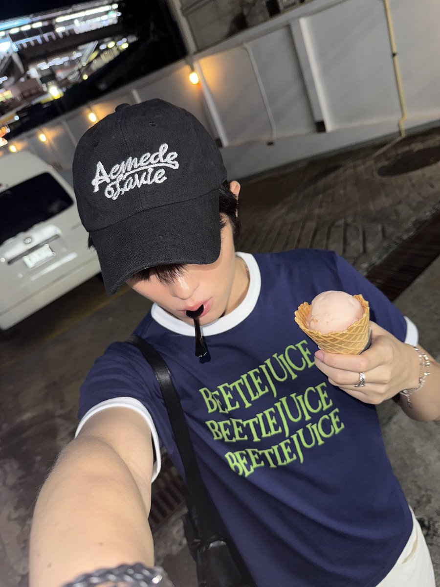 niceboripat's tweet photo. 🍦😋ง่ำๆ #Niceboripat https://t.co/QQDghPRxN8