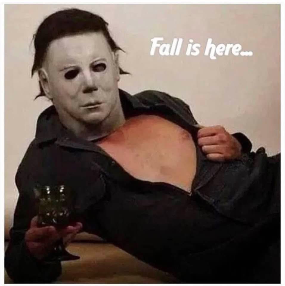 SSeeley92's tweet photo. Happy first day of Fall. 🎃🍁🍂🍁🍂🍁 https://t.co/0uioukMMuq