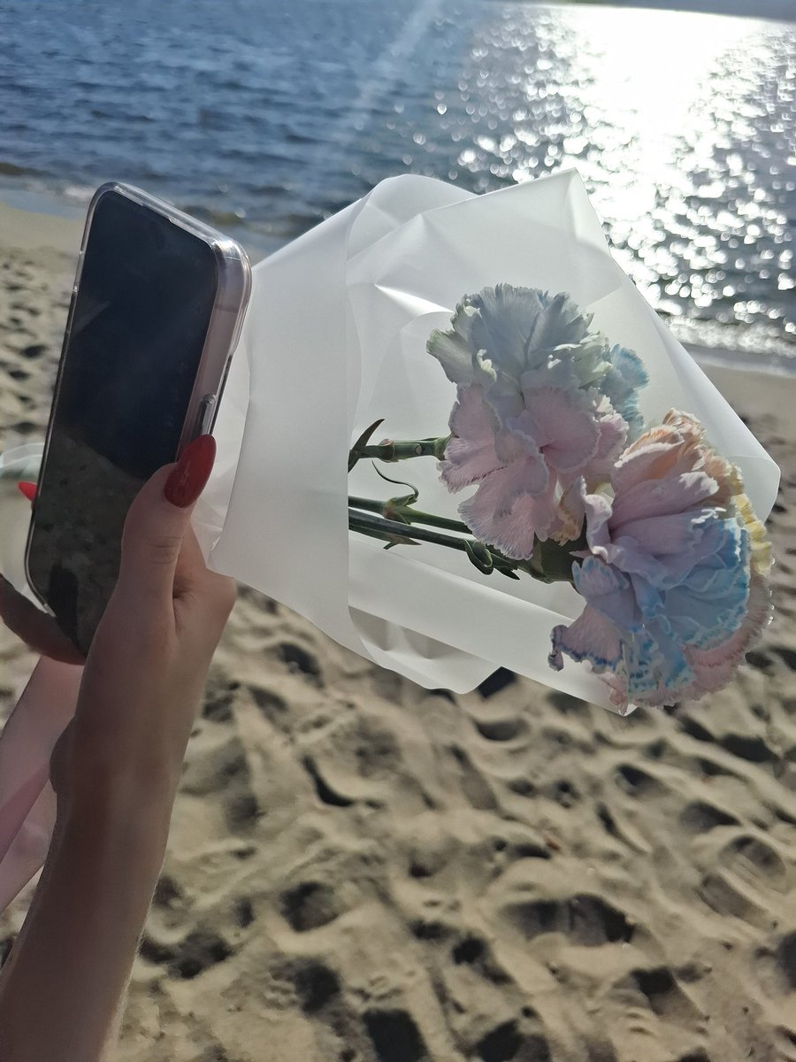 W1OO1OU2's tweet image. @DSCSOOY 💭🩷