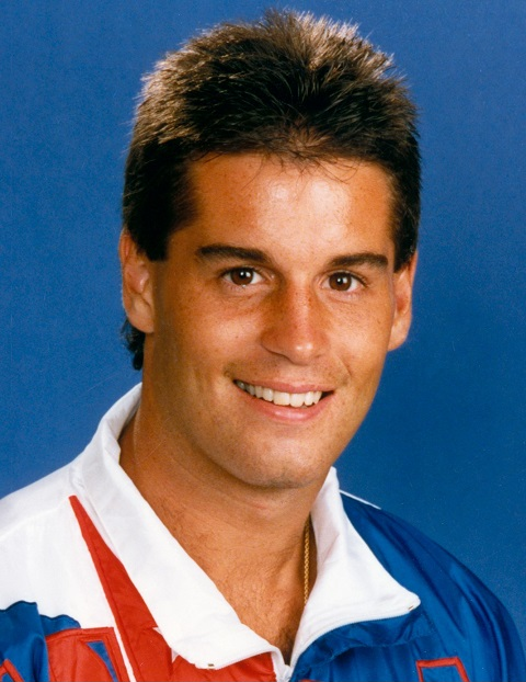 The Extreme Football Enthusiast tweet media