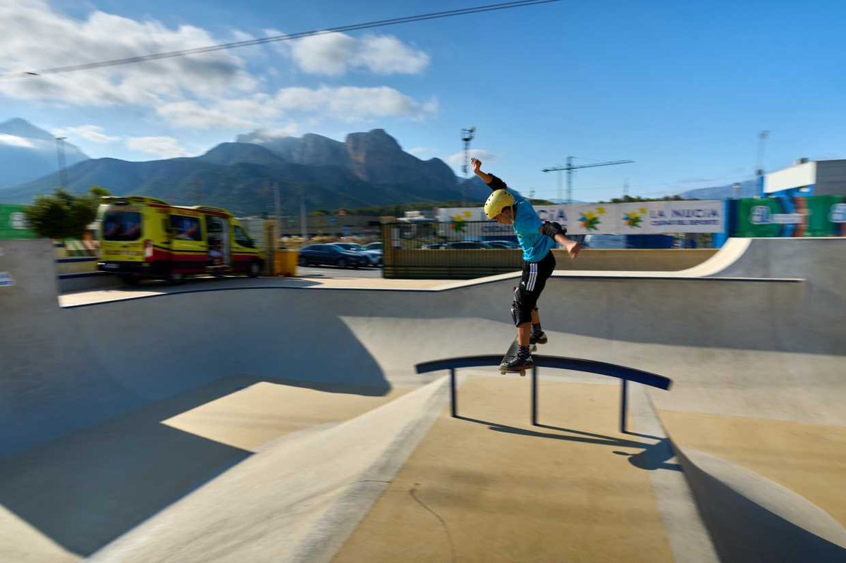 🛹80 deportistas llegados de toda la Comunitat Valenciana participaron el pasado fin de semana La Nucía Skate Open 2025! 

🔥Skateboarding y rollerfreestyle llenaron el Skate Park de <a href="/LaNuciaES/">La Nucía</a> de talento y energía. 

📰👉🏻 lanucia.es/Actualidad/not…

#LaNuciaCiudadDelDeporte