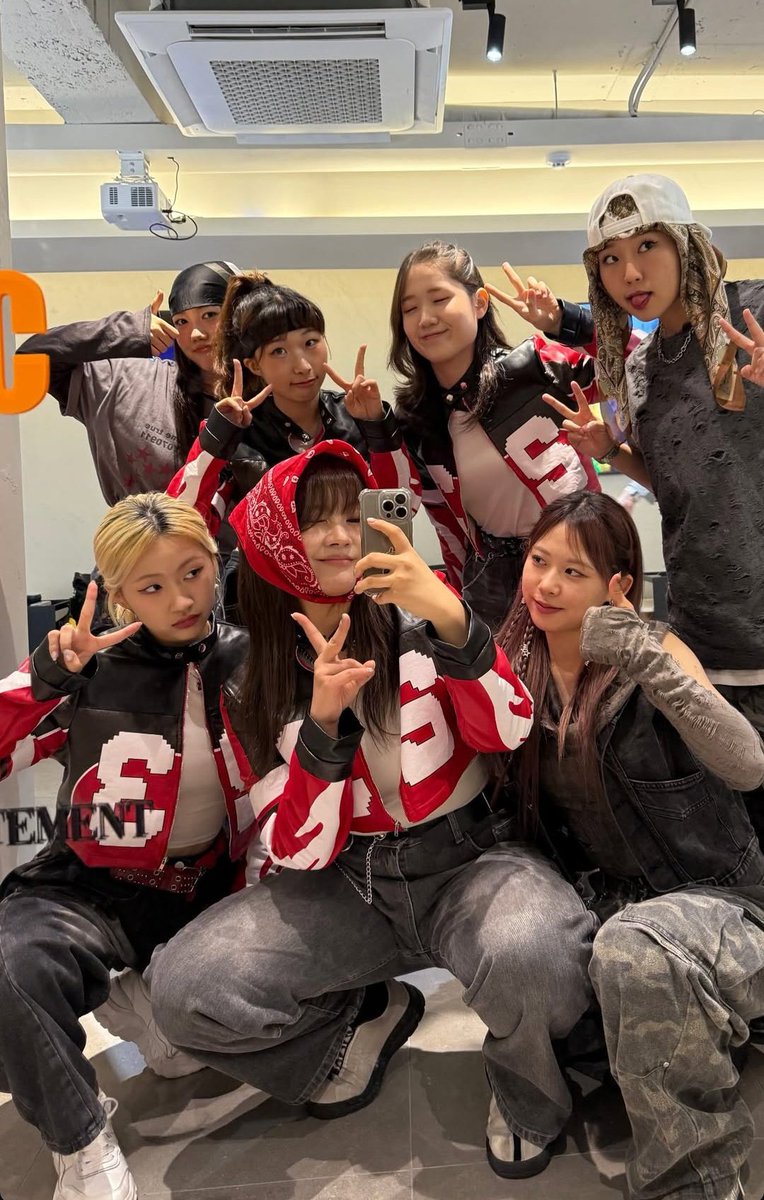 diawings's tweet photo. ZEST (teamzest_official) Instagram story update with #Dohee (#Horim):

#DIAWINGS #다이아윙스 https://t.co/1qh3XteNw5