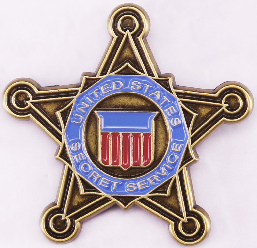 A shout out to <a href="/Sec_Noem/">Secretary Kristi Noem</a>, DHS and USSS,  Sean Curran for impeccable protection of all our US dignitaries and citizens.  Bravo- well done! 🫡