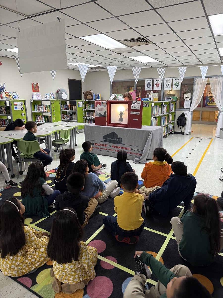 Hogg_Library's tweet photo. DHHRM visited our 2nd graders Friday and did a wonderful program to teach students about what it means to be an upstander through the stories of Jovita Idar, Hector P. Garcia, and Helen Keller &amp; Anne Sullivan. @ElementaryHogg @dhhrm_org https://t.co/WtlIOroUbX