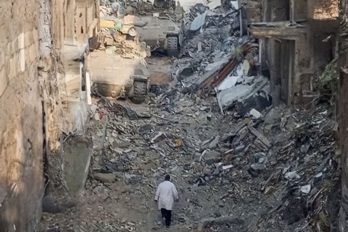 IrishhcwforPal's tweet image. Do not forget Dr. Hussam Abu Safiya. 
Keep demanding his release. 
#FreeDrHussamAbuSafiya 
#FreeThemAll