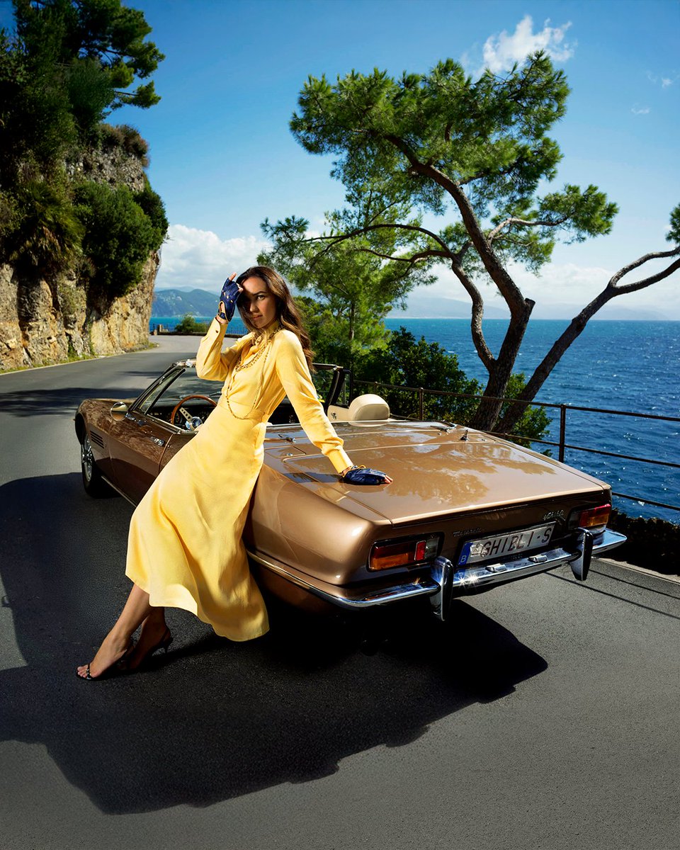 Maserati_HQ's tweet image. We turn sharp curves and clear horizons into postcards of elegance, signed Maserati.
#Maserati