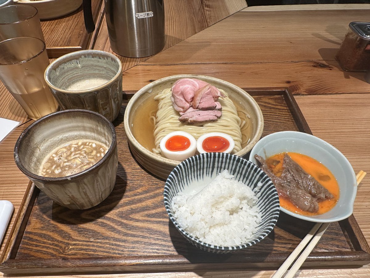 Awesome meetup today with both some of the OG’s of Danish Beat Saber (<a href="/JonasMGYT/">JonasMG</a> <a href="/Incanium/">Incanium</a> <a href="/Xheraaaa/">Xhera</a>) + The Danish Acc goat (<a href="/ssensei_wu/">Sensei WU</a>) and Japanese beat Saber friends (<a href="/popi__4/">popi🌸</a> <a href="/okyou029/">おきょう</a> <a href="/Hiroronrom/">Hiro</a>) it was great!
We got to see Tokyo Skytree and eat some awesome tsukumen!!^_^