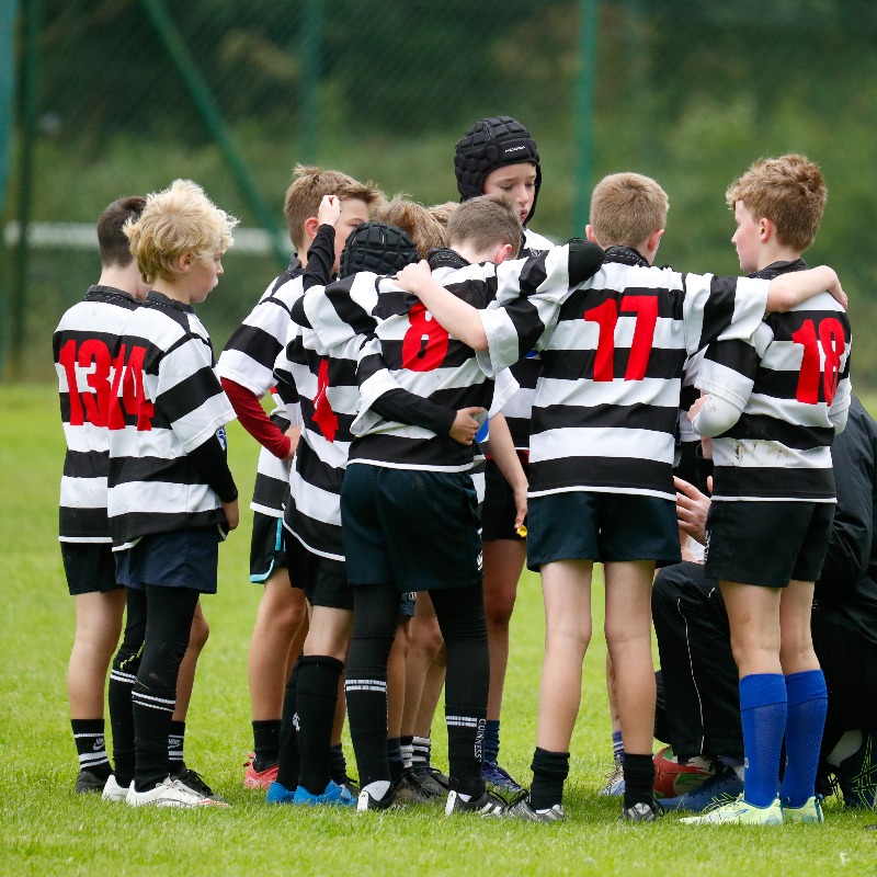 Munsterrugby's tweet photo. Kicking off the school year 🏫

Glenstal Abbey got the school year underway earlier this month with a successful U12 Blitz 🏉

Read all about the day and the school's upcoming Open Day below ⤵️

#MunsterStartsHere | #SUAF 🔴 | @GlenstalSchool