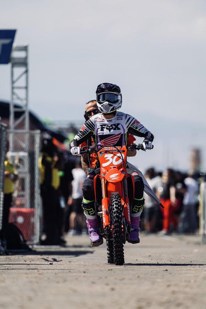 ジジページ ジジ (@ZiZi1200) / X