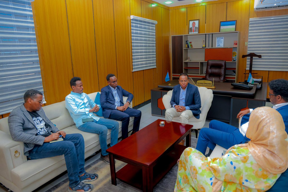 Mohamed Farole tweet media