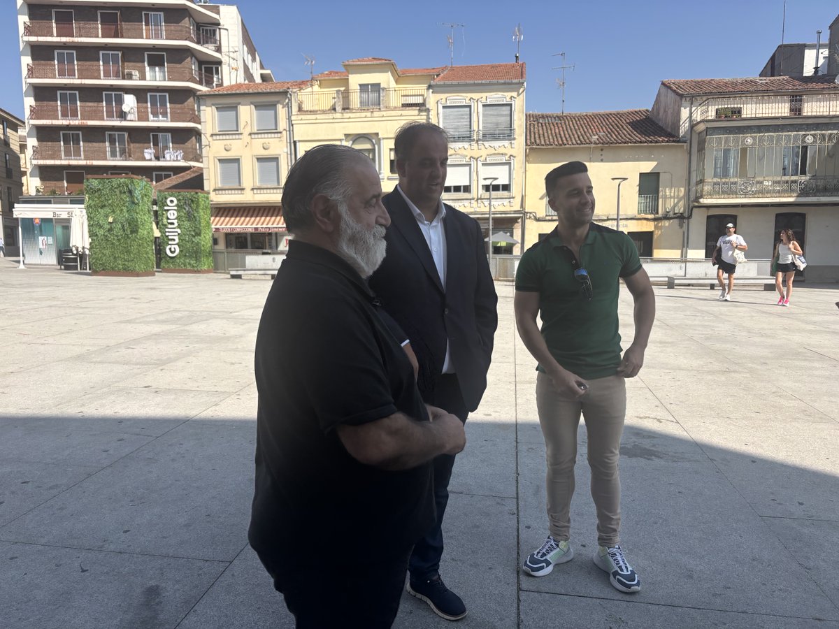JavierPerezARGI's tweet image. En el reportaje de #ElArcón de @cyltv de esta semana, hablamos con Roberto Martín, alcalde de @AytoGuijuelo y Jesús Manuel Hernández, Concejal de Economía y Hacienda de Guijuelo. 

¿Cómo es el verano en la localidad salmantina?  Lo sabremos este sábado en El Arcón