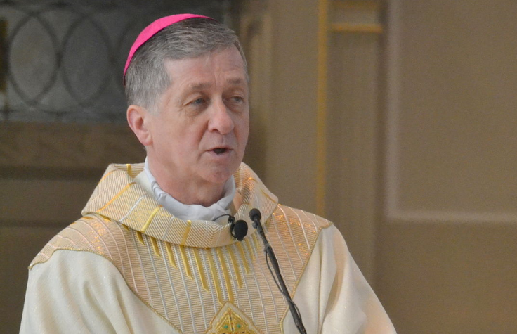 LifeNewsHQ's tweet image. ACTION ALERT:

Cardinal Cupich of Chicago is giving a Lifetime Achievement award to radically pro-abortion Senator Dick Durbin on November 3.

Durbin voted for infanticide and abortions up to birth. 

Tell @CardinalBCupich to rescind this award immediately!