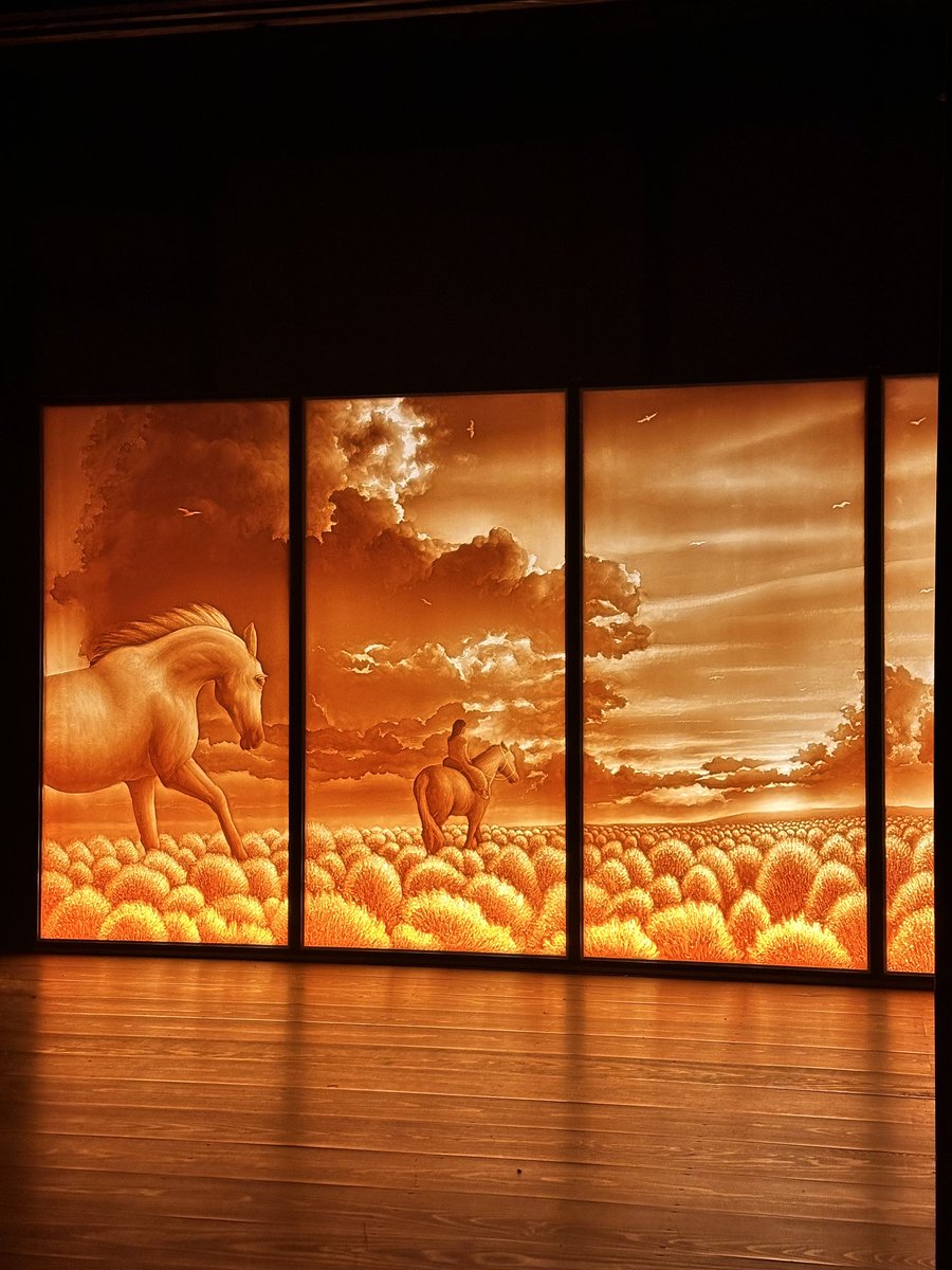 本日のメインイベント‼️
結構お邪魔している海浜公園のライトアップイベントへ来てみた🍁
いつも見る丘も今日は様子が違って良き良き🙆‍♀️
1日で400km超すドライブになったけど充実した‼️👍