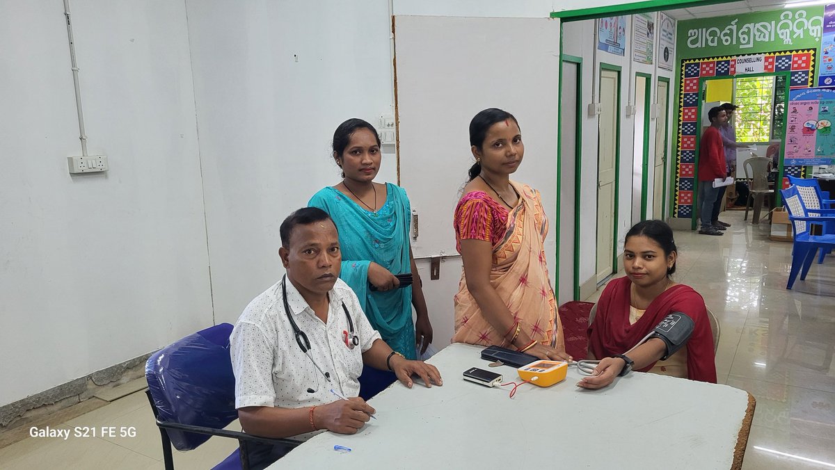 SiddharthNPaul's tweet photo. Prepared Volunteer, Social Mobilization &amp;  Blood Donation By Arogya Plus Team On Behalf Of SNSPA Aabhiyan On Blood Donation Camp Dated 22.09.2025 At CHC Bamparda, Barkote, Dist-Deogarh, Odisha

#SwasthNariSashaktParivar https://t.co/AdpZsdYEaG