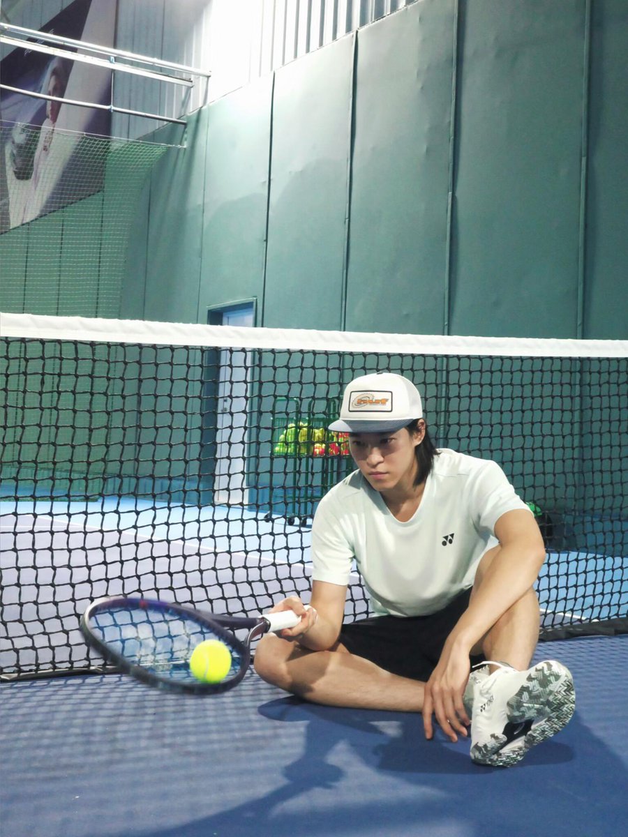 SantaCNFC's tweet photo. 0922 rednote update 

Tennis time🎾 
@santa_zanduo

#赞多 #サンタ #santa #unosanta #宇野賛多 https://t.co/JkHmRzsFgi