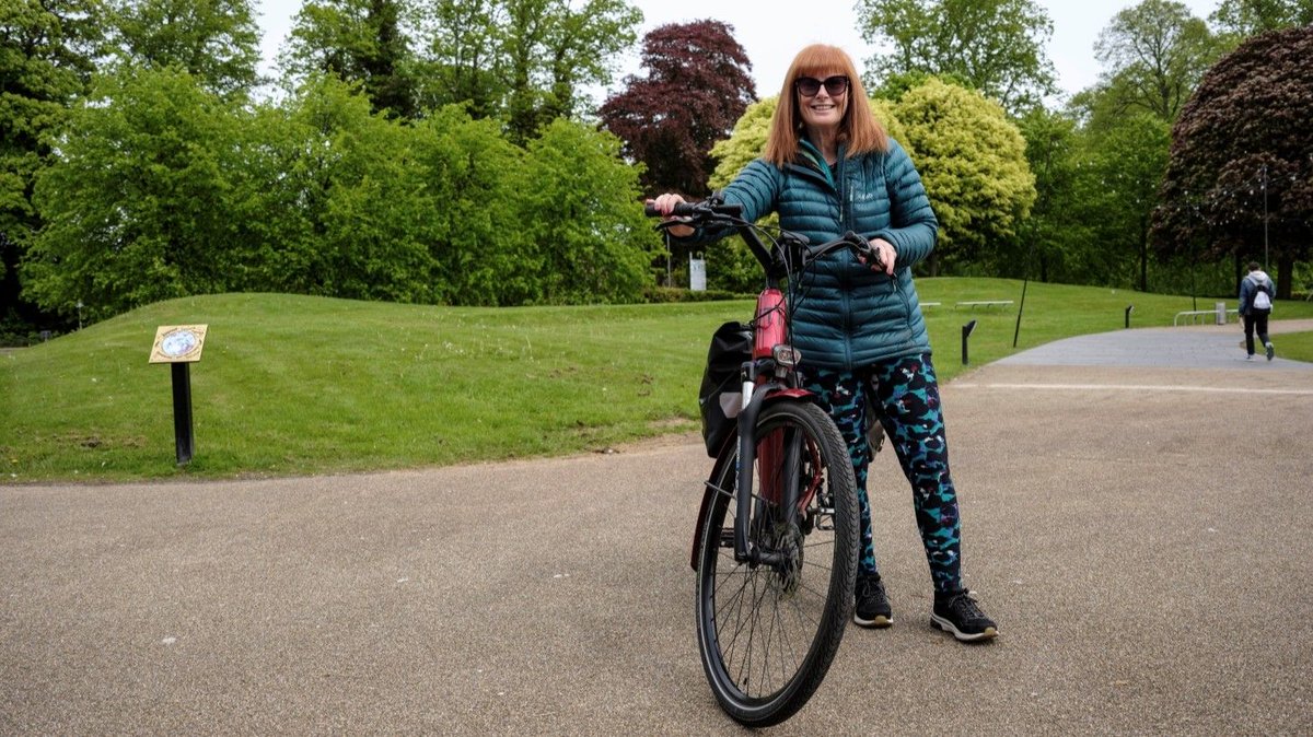 The power of e-bikes goes beyond the battery ⚡

To celebrate #WorldCarFreeDay, we've published a new report on e-bikes in Scotland and their potential to reduce emissions 🌍

Find out more in our latest blog: buff.ly/eKjtS4W

#ScotClimateWeek #LetsDoNetZero #ActiveTravel