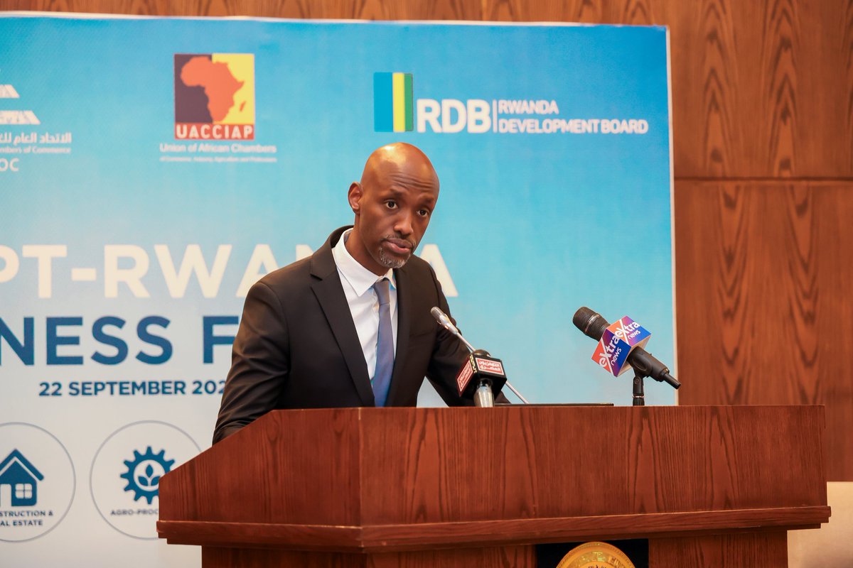 RwandainEgypt's tweet photo. Today in Cairo, business leaders from Rwanda and Egypt gathered for the first-ever Egypt–Rwanda Business Forum, which brought together investors and business people from both countries across diverse sectors including real estate, construction, pharmaceuticals, manufacturing, agriculture, and more.
While addressing the gathering, the @RDBrwanda CEO, @afrika_jean urged Egyptian investors to explore the vast business opportunities in Rwanda and to consider the country not just as a destination but as a gateway to the wider regional market.