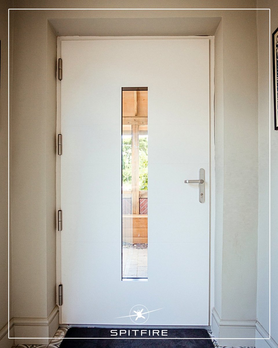 SpitfireDoors's tweet image. Bold. Secure. Effortless.
The Spitfire S-200 Series door is where precision meets personality — and this installation is proof.

🔗 Design your own at SpitfireDoors.co.uk

#SpitfireDoors #S200Series #AluminiumDoors #FrontDoorInspo #LuxuryEntrance #ModernDesign #HomeUpgrade