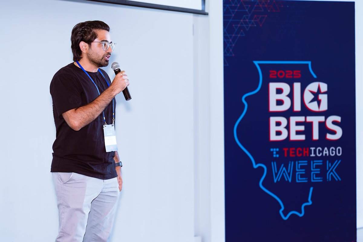 dirac_labs's tweet image. Quantum has a home in Chicago. Our CEO, @birdman9550  walked through our resilient navigation stack that does not need satellites. #GoTechChicago.