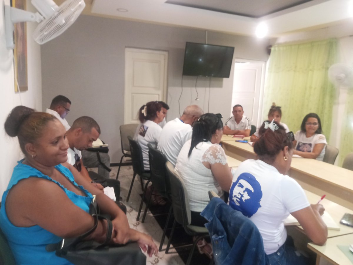 gecog_granma's tweet photo. Grupo Empresarial de Comercio en Granma se realiza consejo de dirección correspondiente a este inicio de semana. https://t.co/DZF2v7rA4y