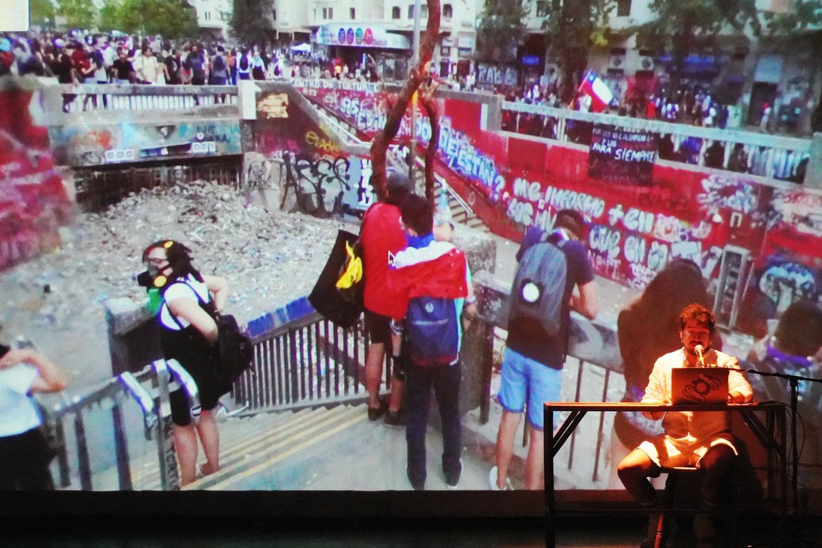 Así vivimos Reminiscencia: una noche de arte, emoción y memoria en el Teatrino. La obra chilena de Malicho Vaca Valenzuela nos tocó el alma y nos hizo reflexionar sobre el legado que dejamos. 🌟